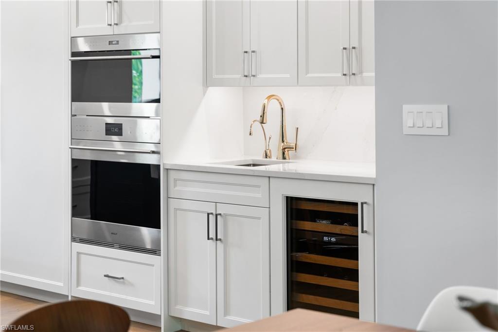 1130 3rd AVE S # 208