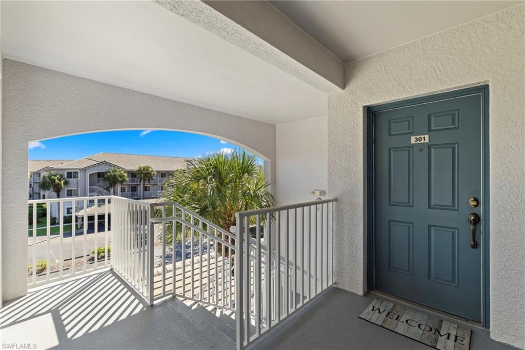7835 Regal Heron CIR # 301, NAPLES Unit: 301