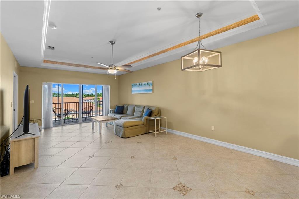 7835 Regal Heron CIR # 301, NAPLES Unit: 301