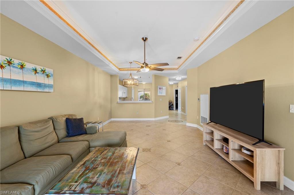 7835 Regal Heron CIR # 301, NAPLES Unit: 301