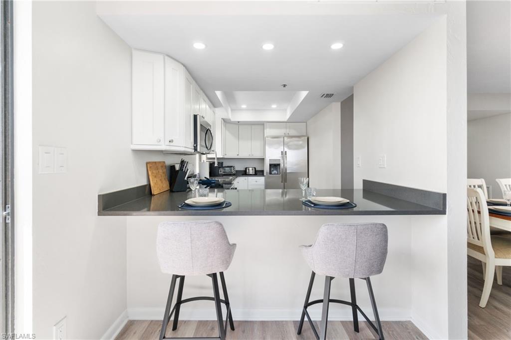 26225 Hickory BLVD Unit: PHB