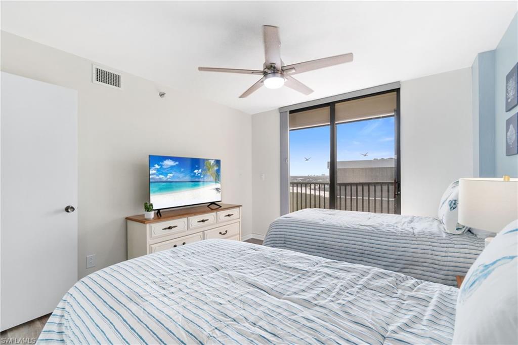 26225 Hickory BLVD Unit: PHB