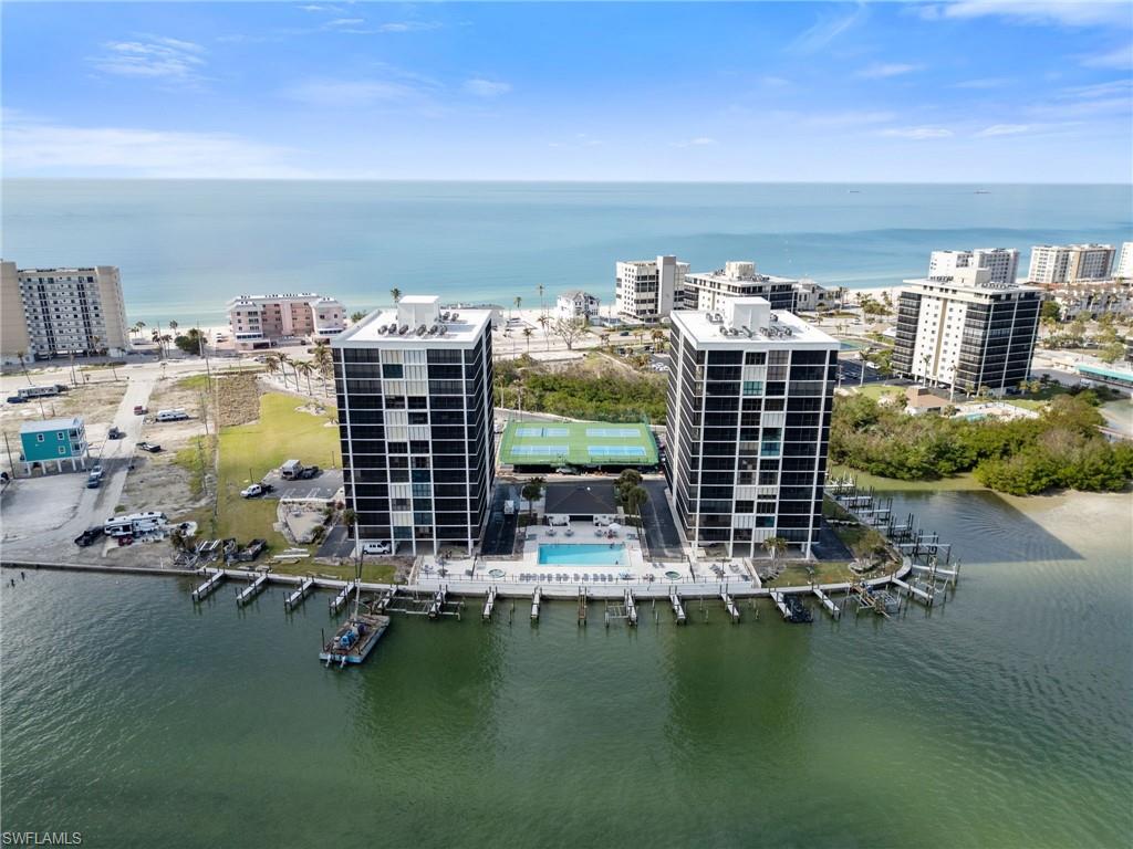 26225 Hickory BLVD Unit: PHB