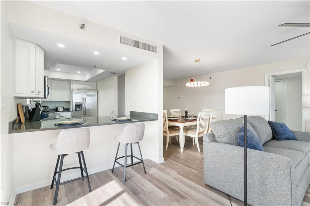 26225 Hickory BLVD Unit: PHB