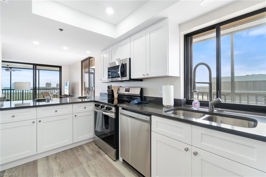 26225 Hickory BLVD Unit: PHB