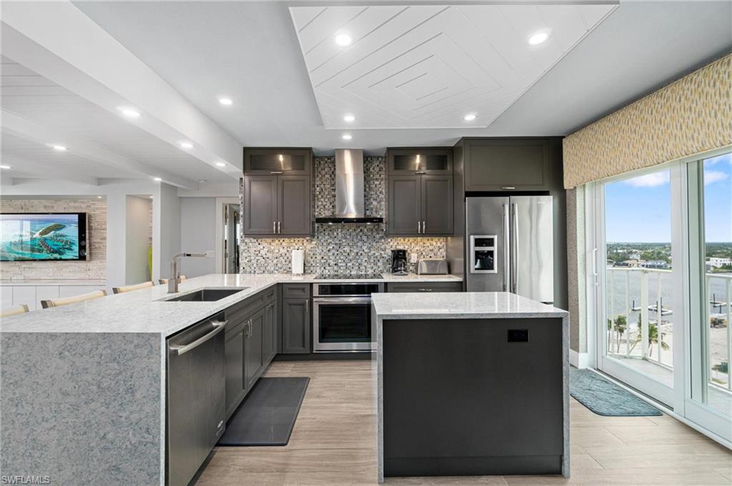 9051 Gulf Shore DR # 3