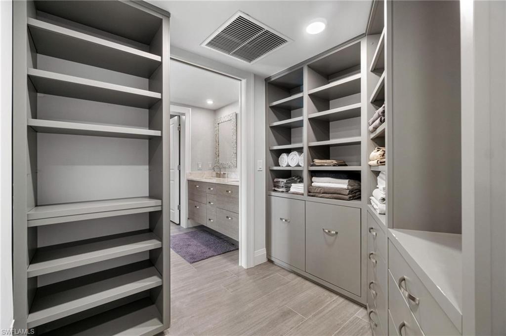 9051 Gulf Shore DR # 3