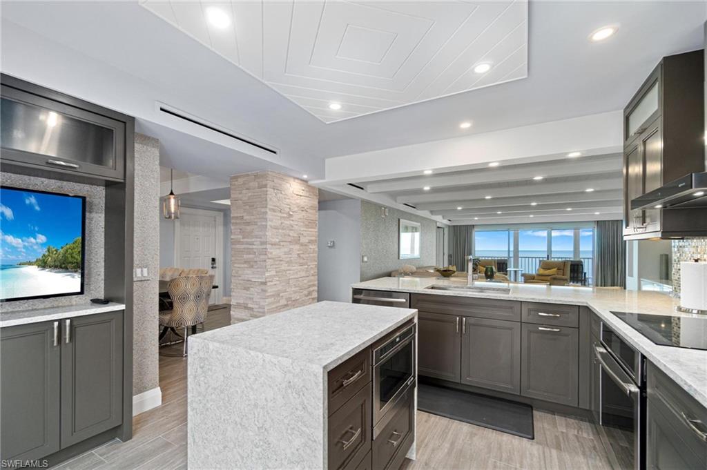 9051 Gulf Shore DR # 3