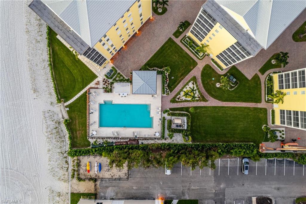 3483 Gulf Shore BLVD N # 105