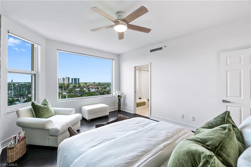 435 Dockside DR # B702