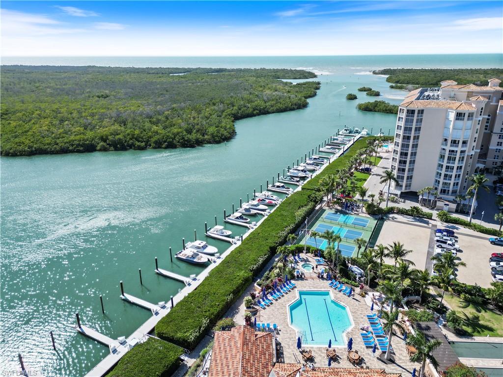 435 Dockside DR # B702