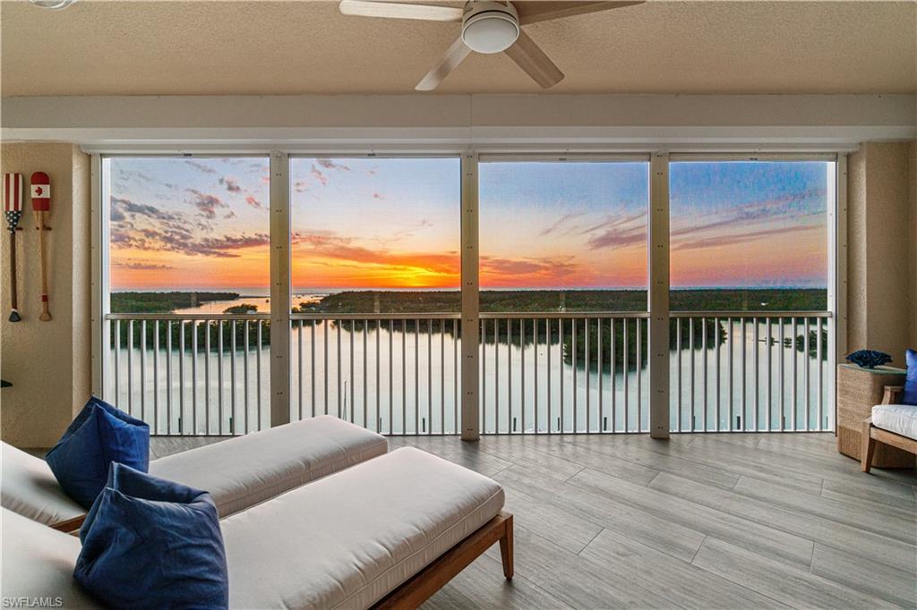 435 Dockside DR # B702