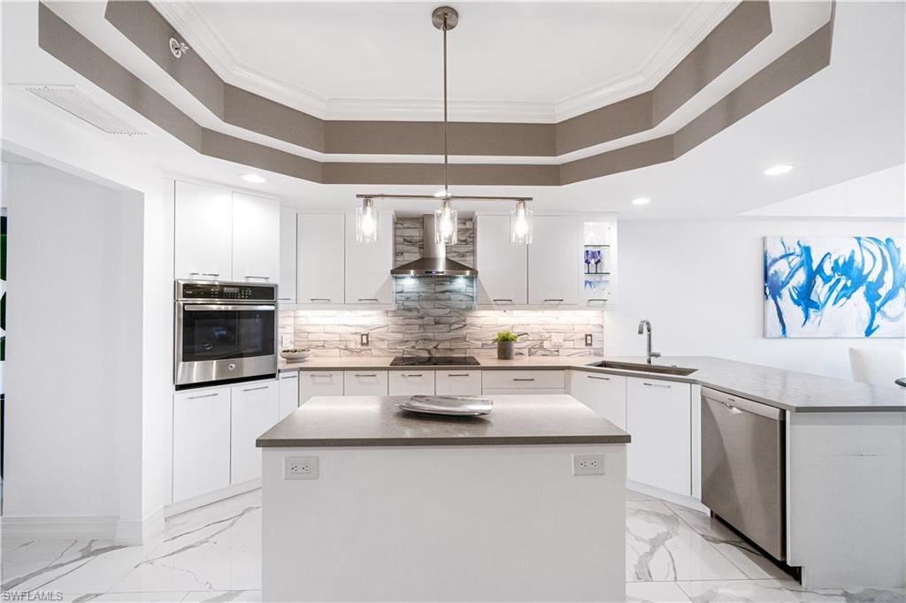 435 Dockside DR # B702