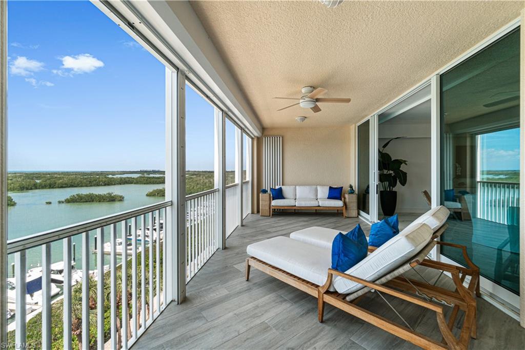 435 Dockside DR # B702