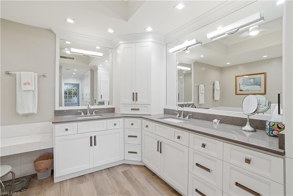 591 Audubon BLVD # 302 Unit: B-302