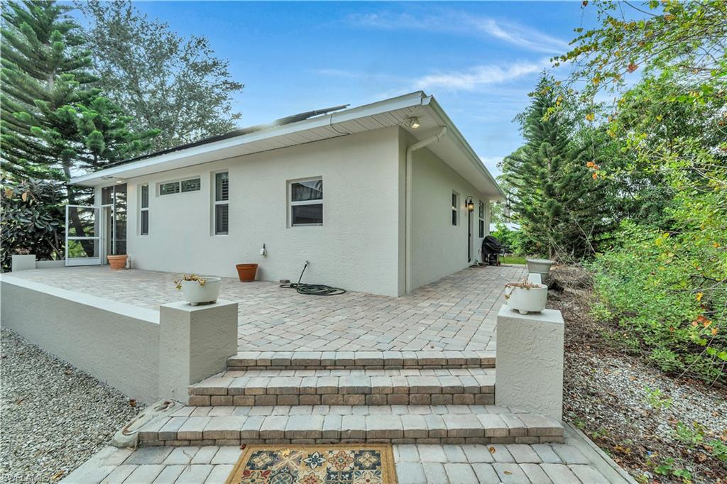 24410 Golden Eagle LN