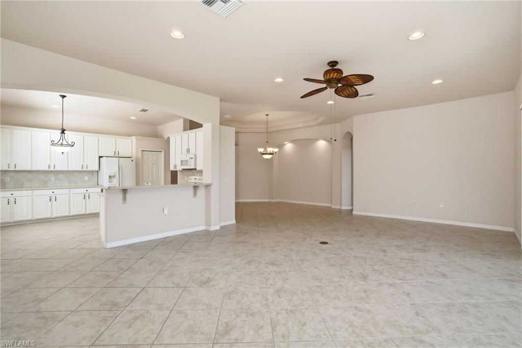 9129 Spanish Moss WAY