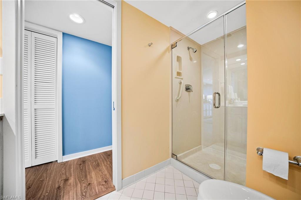 5555 Heron Point DR # 302