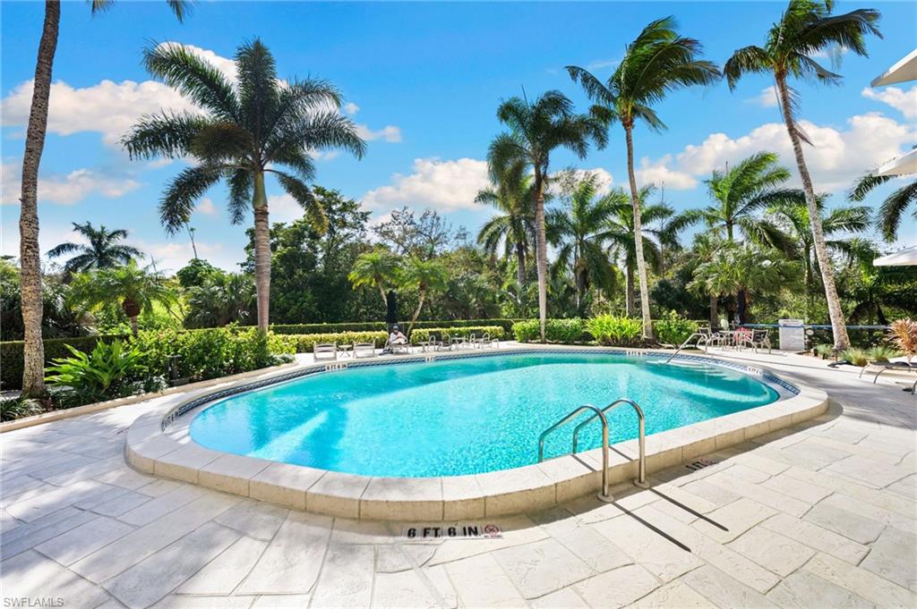 5555 Heron Point DR # 302