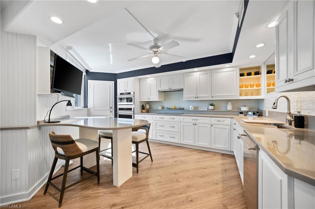 5555 Heron Point DR # 302