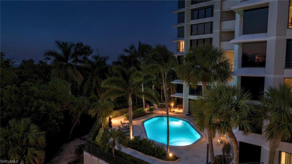 5555 Heron Point DR # 302