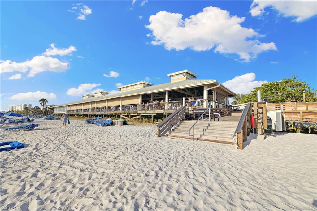 5555 Heron Point DR # 302