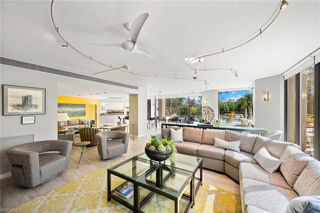 5555 Heron Point DR # 302