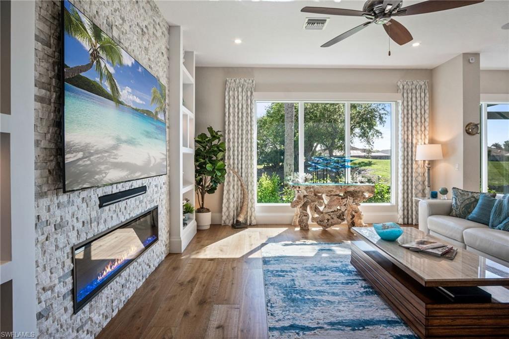 28367 Del Lago WAY