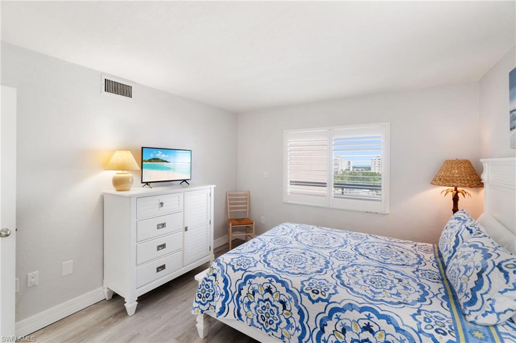 8400 Estero BLVD 805