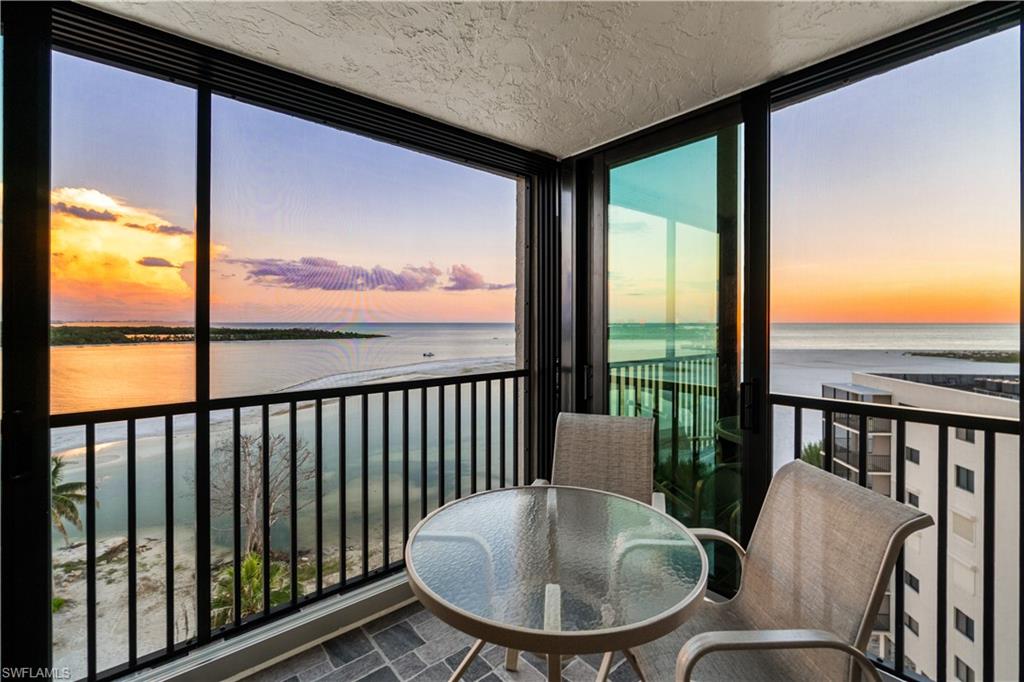 8400 Estero BLVD 805