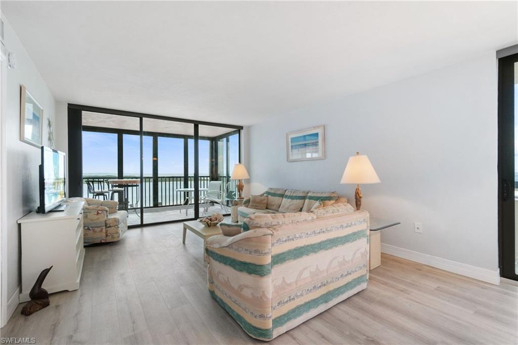 8400 Estero BLVD 805