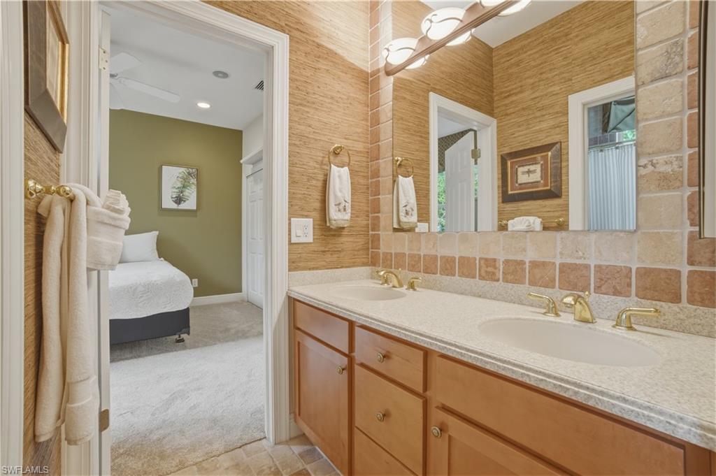 3620 Sanctuary Lakes DR