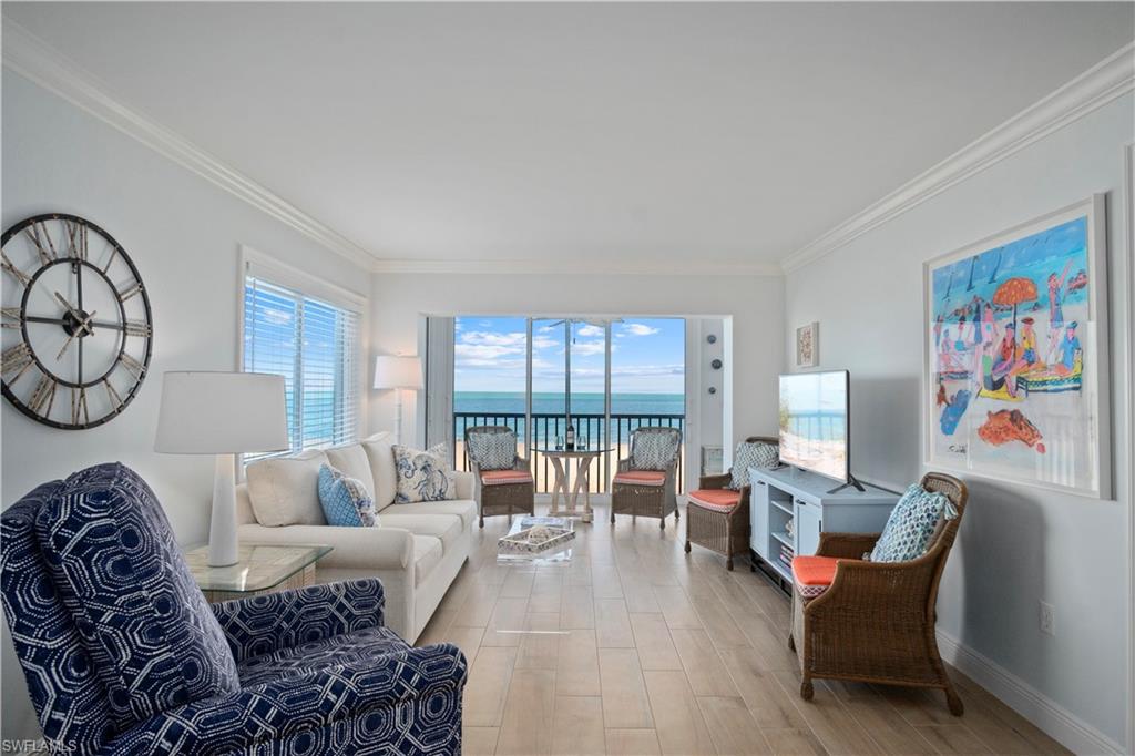 25900 Hickory BLVD 206