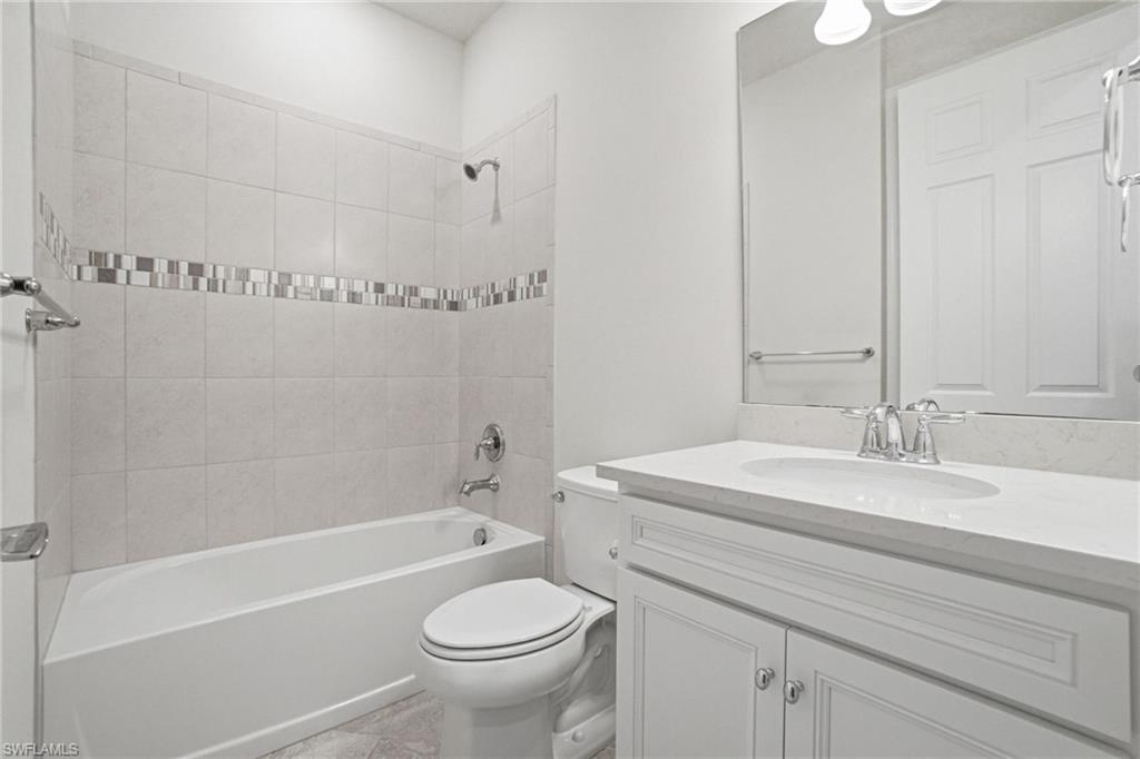9395 Greyhawk TRL
