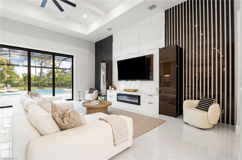 10 Caribbean RD