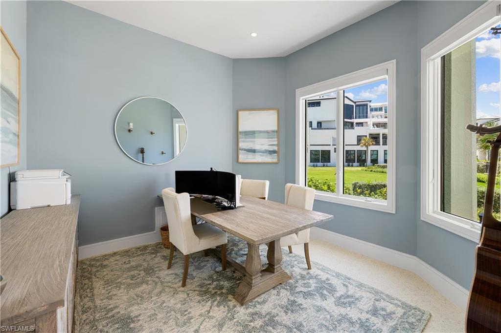 104 Kaula LN