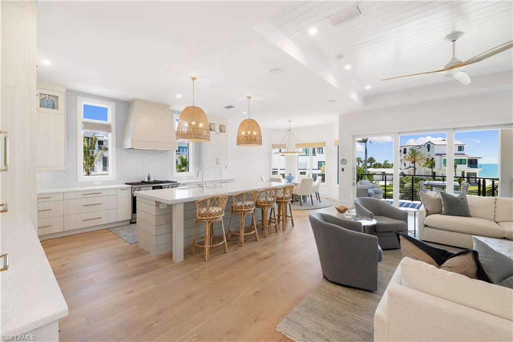 104 Kaula LN