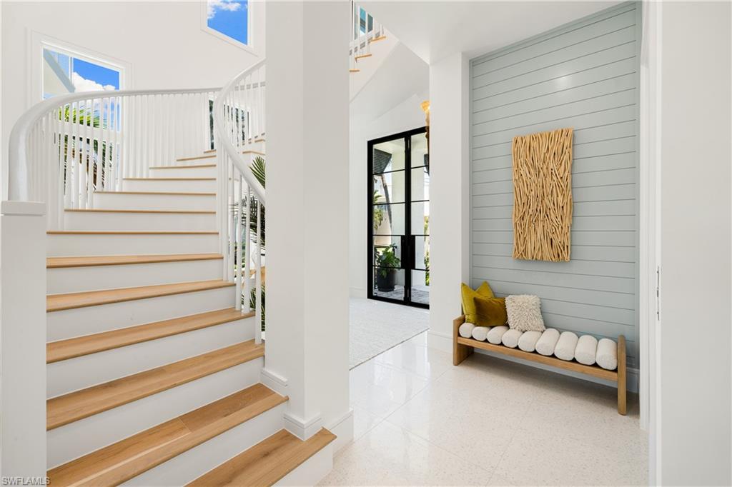 104 Kaula LN
