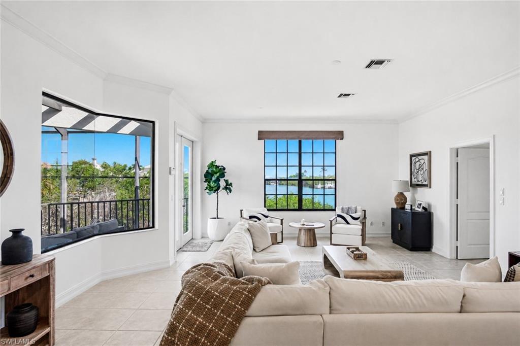 201 San Mateo DR