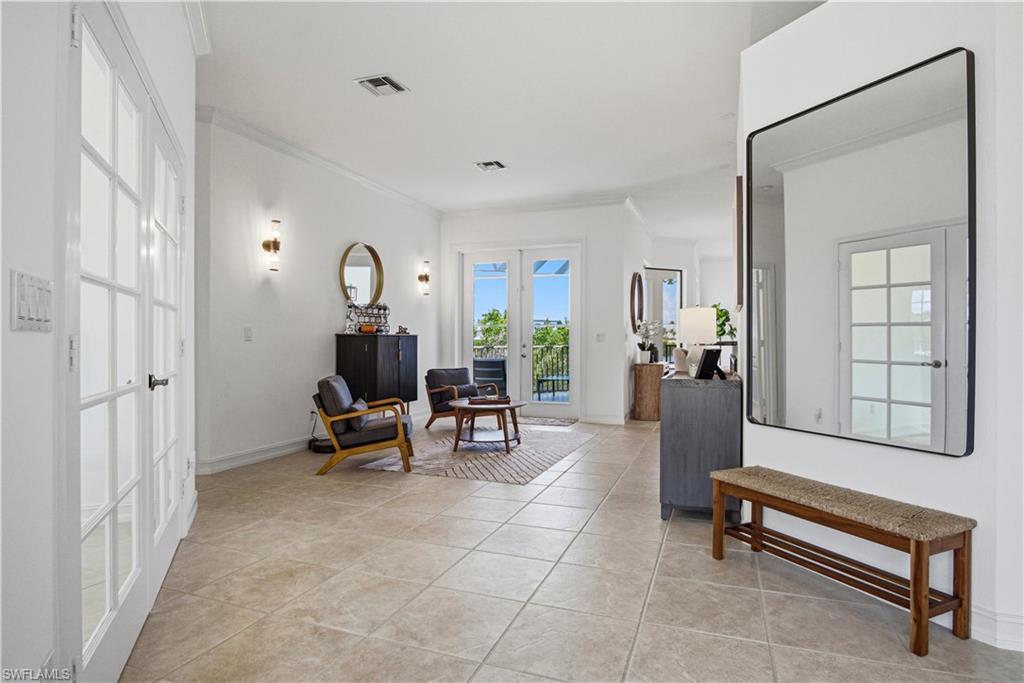 201 San Mateo DR