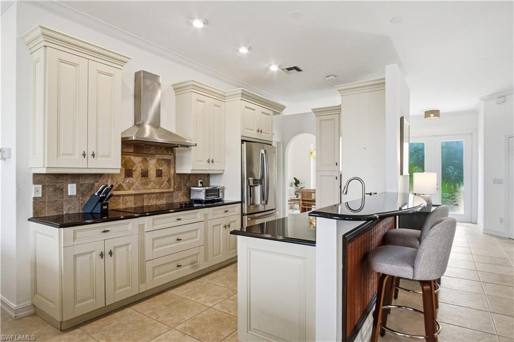 201 San Mateo DR