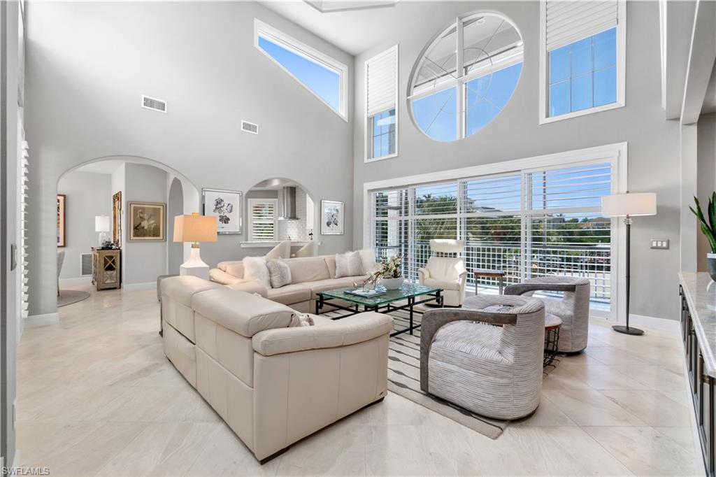 225 Bayfront DR
