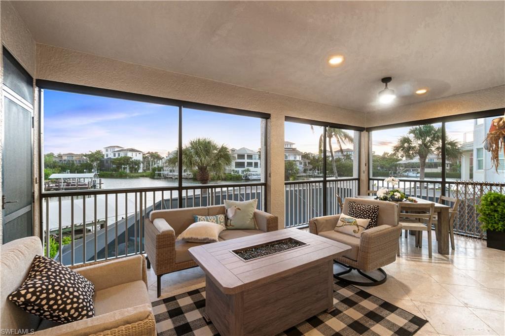 225 Bayfront DR