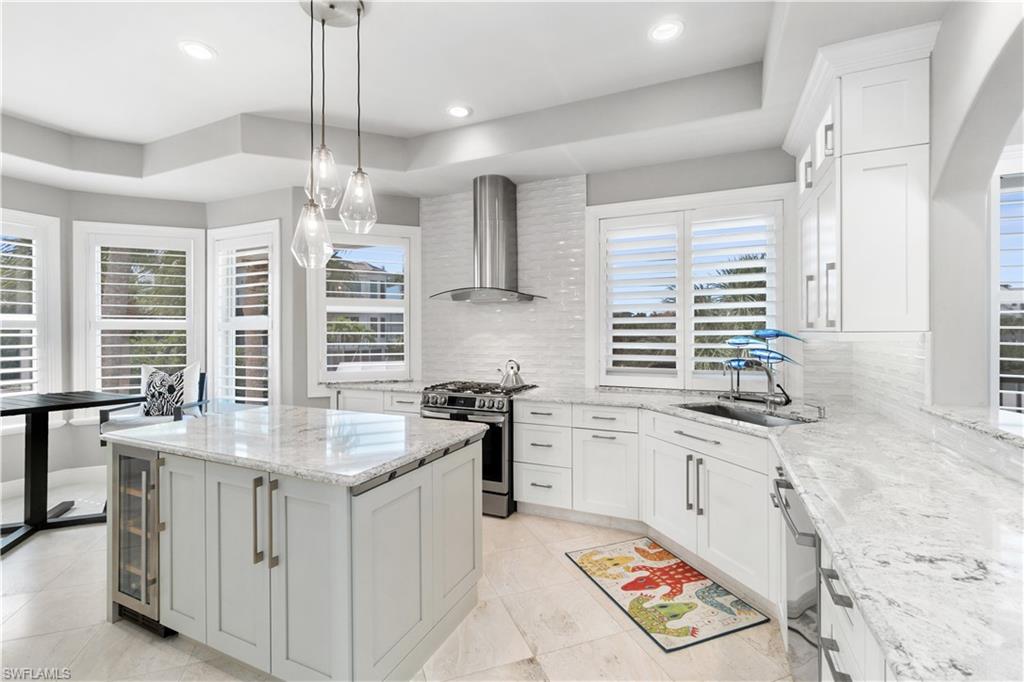 225 Bayfront DR