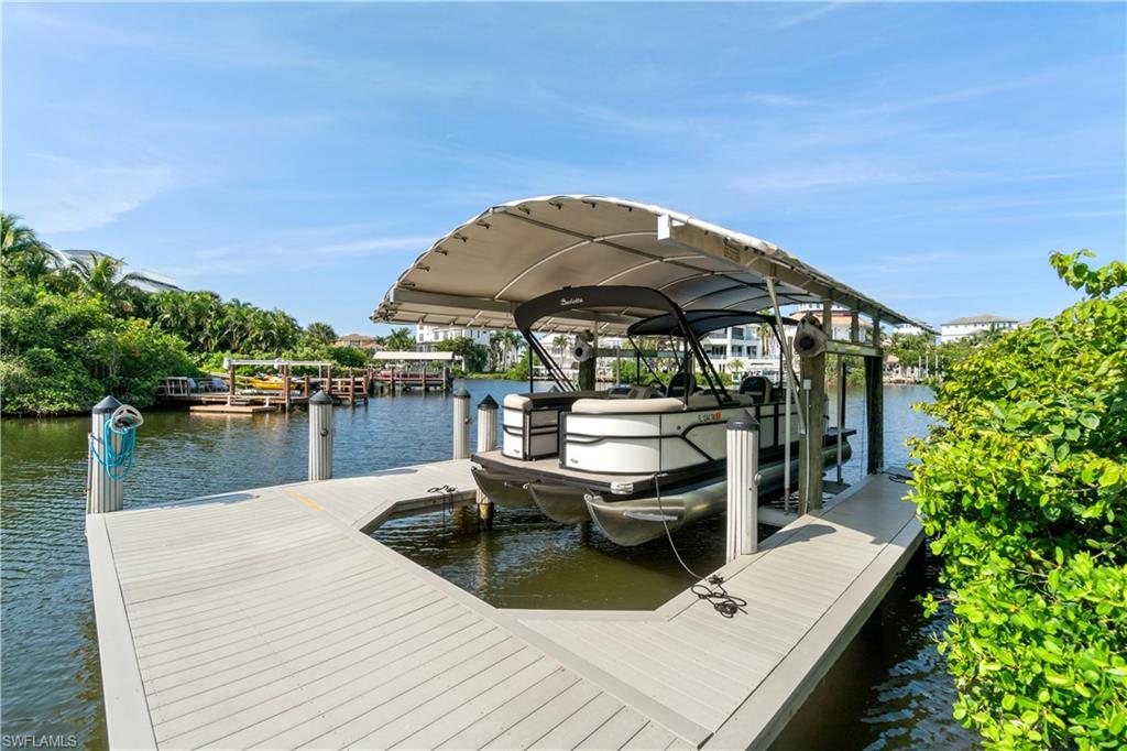 225 Bayfront DR