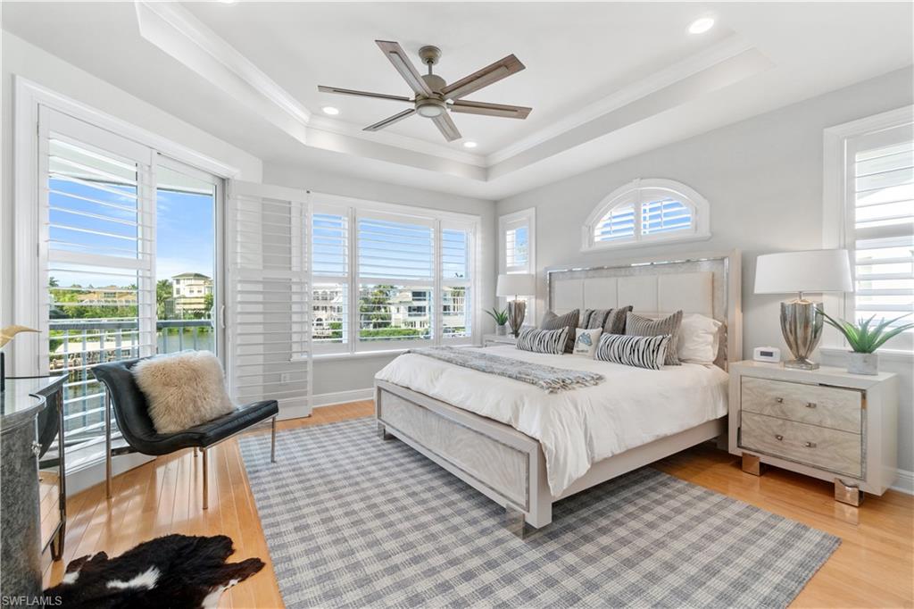 225 Bayfront DR