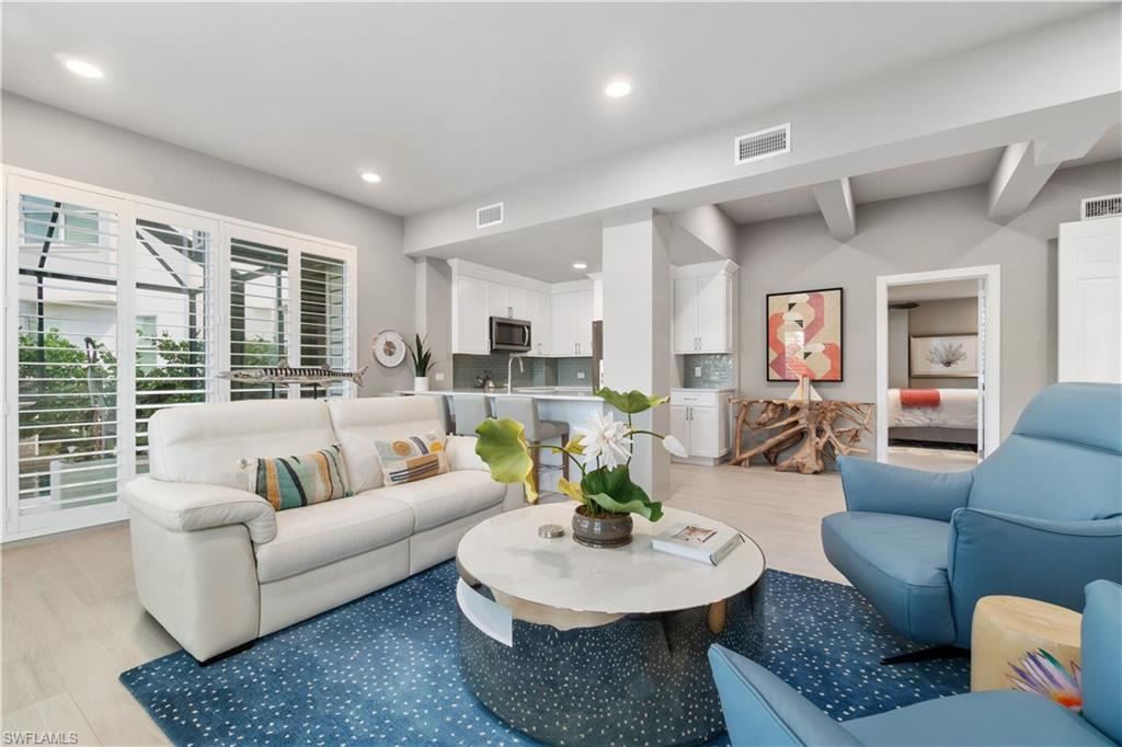 225 Bayfront DR