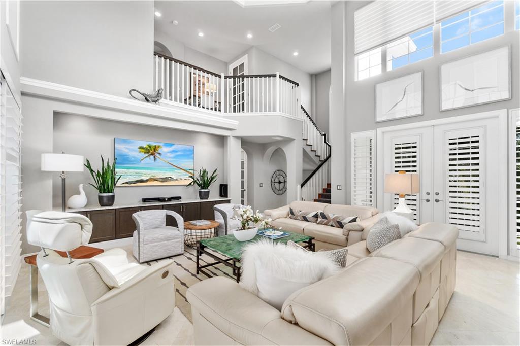 225 Bayfront DR