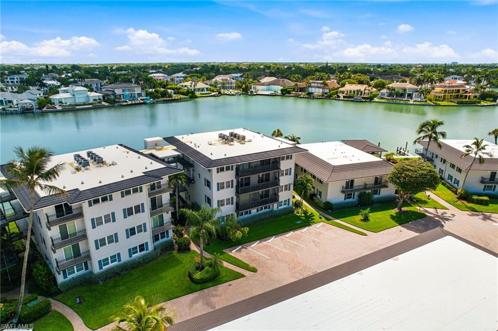 3400 Gulf Shore BLVD N L8