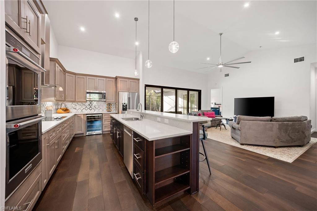 25526 Busy Bee DR